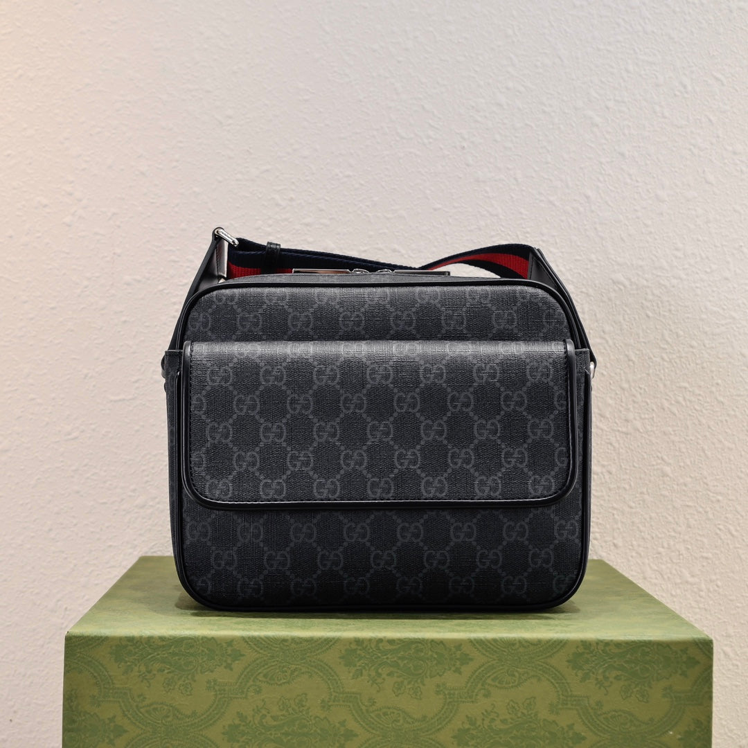 Gucci GG Supreme Black Men's Crossbody Bag